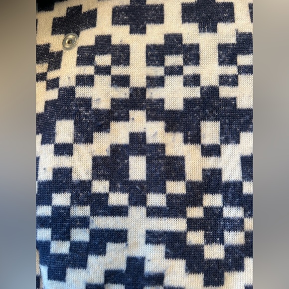 Vineyard Vines Sherpa Fair Isle Pullover. Size XL - oversized - Picture 9 of 9